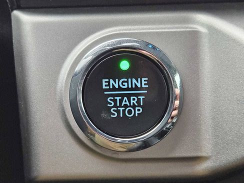 Used 2021 Ford F150 XLT w/ Equipment Group 302A High image 20