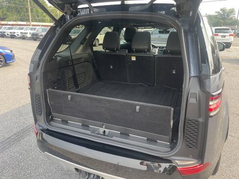 Used 2019 Land Rover Discovery HSE AWD/4WD image 24