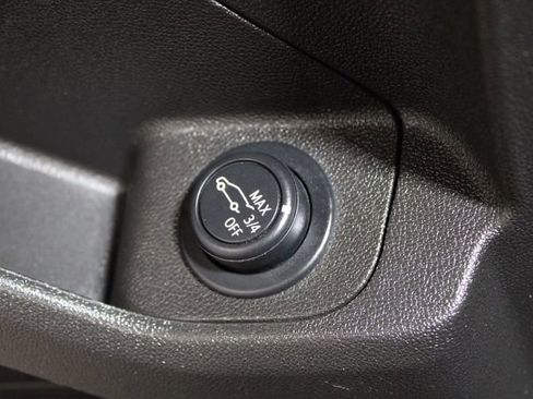 Used 2022 GMC Terrain SLE w/ Driver Convenience Package image 51