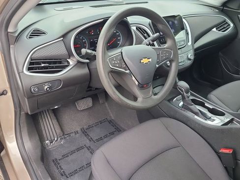 Used 2024 Chevrolet Malibu LS image 19
