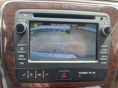 Used 2013 Buick Enclave Leather FWD image 24