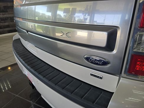 Used 2017 Ford Flex Limited w/ Equipment Group 301A AWD/4WD image 36