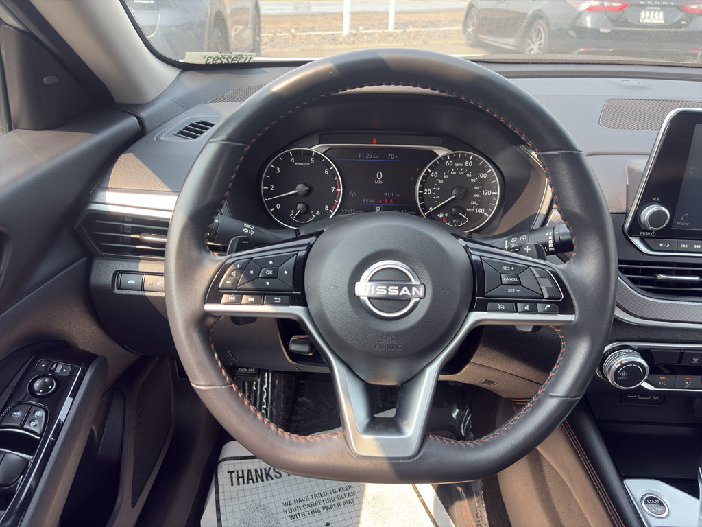 Used 2024 Nissan Altima 2.5 SR FWD image 15
