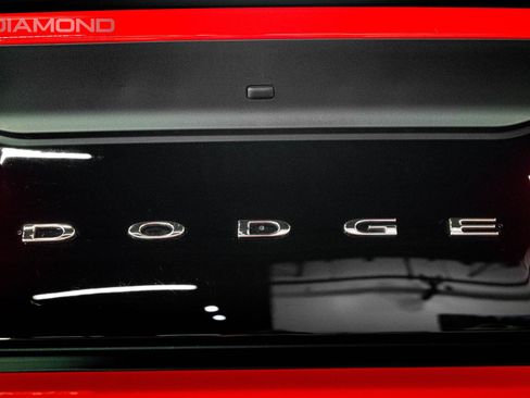 Used 2015 Dodge Challenger SRT Hellcat RWD image 9