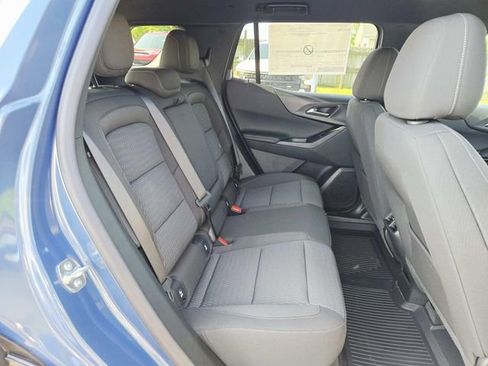 New 2026 Chevrolet Equinox LT w/ Safety and Technology Package FWD image 11