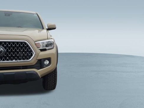 Used 2019 Toyota Tacoma TRD Off-Road image 37