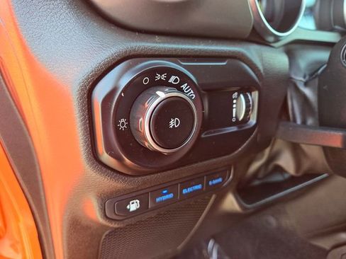 Used 2023 Jeep Wrangler Unlimited w/ Cold Weather Group AWD/4WD image 16