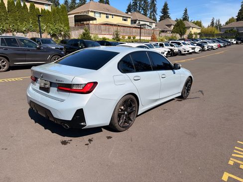 Used 2024 BMW 330i Sedan w/ M Sport Package RWD image 4