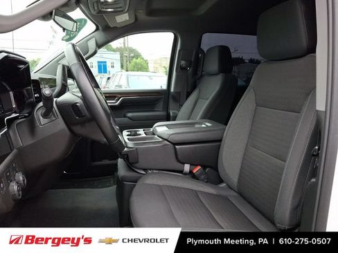 Certified 2023 Chevrolet Silverado 1500 RST AWD/4WD image 16