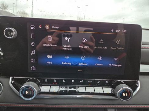 Used 2024 Chevrolet Colorado Z71 w/ Z71 Convenience Package 2 image 26