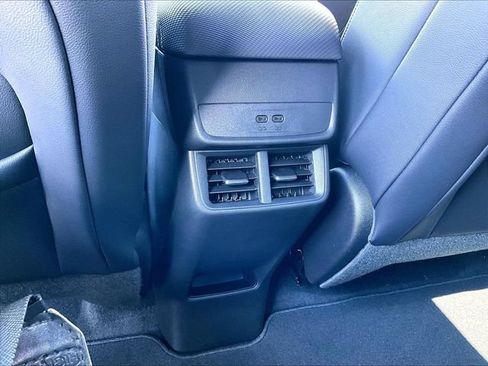 New 2027 Chevrolet Equinox LT w/ Convenience Package II AWD/4WD image 18