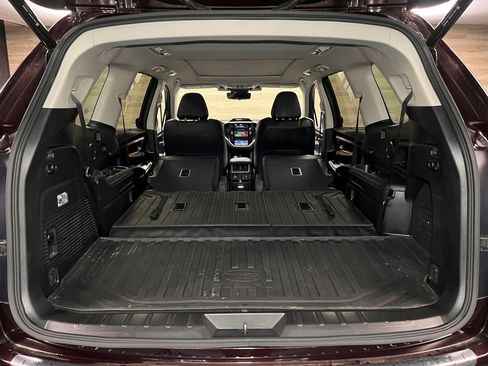Used 2023 Subaru Ascent Touring AWD/4WD image 21
