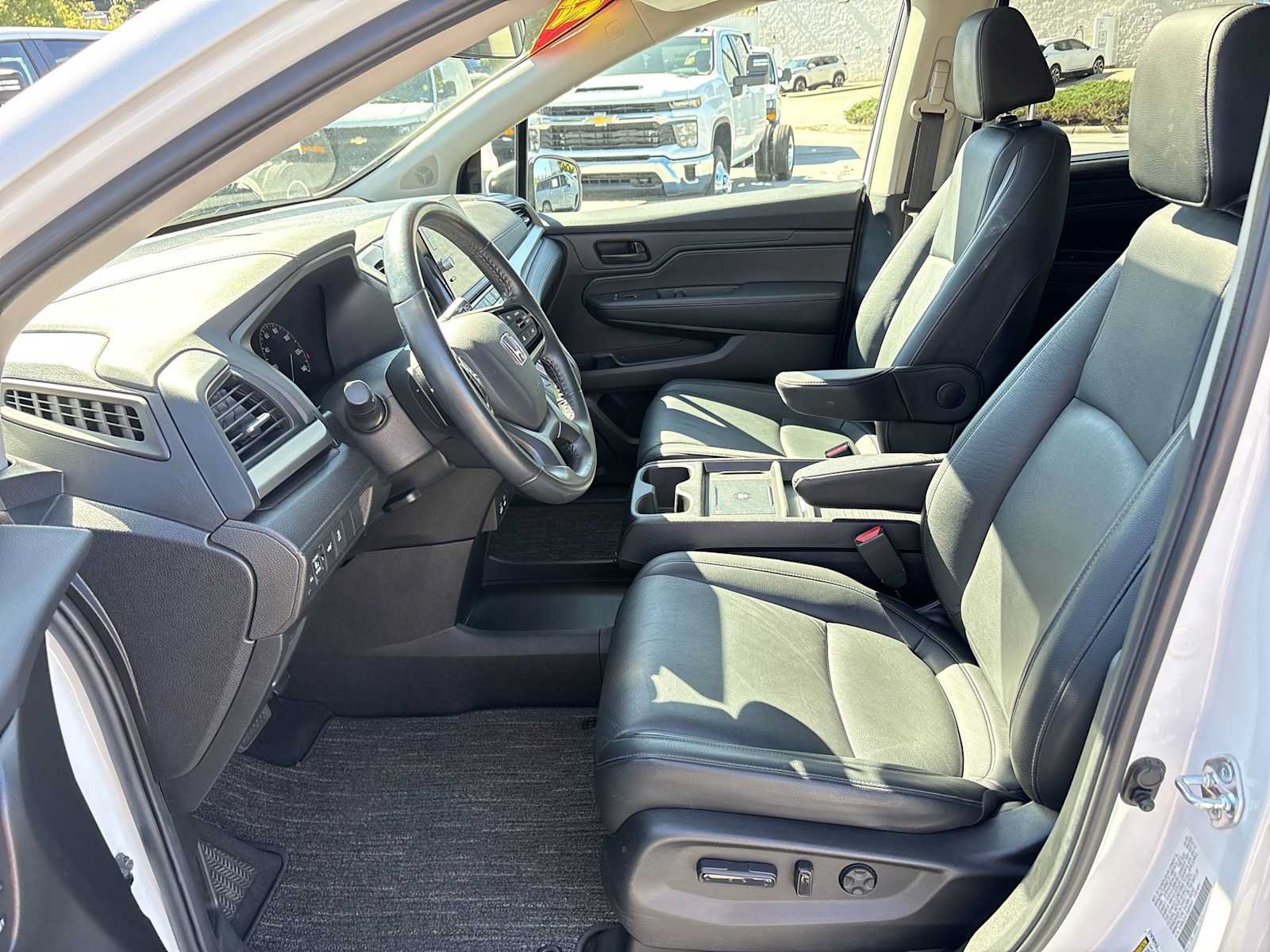 Used 2025 Honda Odyssey EX-L image 19
