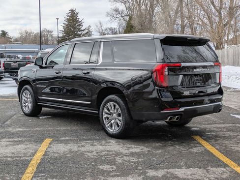 New 2026 GMC Yukon XL Denali w/ Sun & Power Step Package image 5