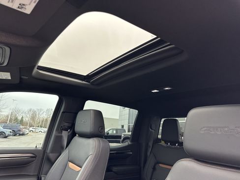 Used 2023 GMC Sierra 1500 AT4 w/ AT4 Premium Package image 26