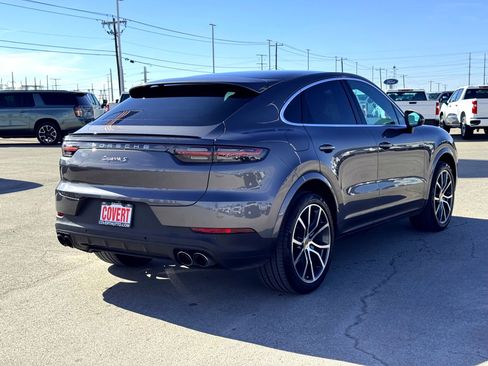 Used 2021 Porsche Cayenne S image 8