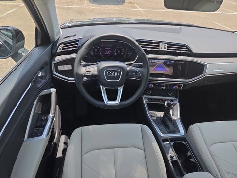 Used 2025 Audi Q3 2.0T Premium w/ Convenience Package AWD/4WD image 8