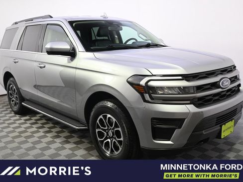 Used 2022 Ford Expedition XLT AWD/4WD image 8
