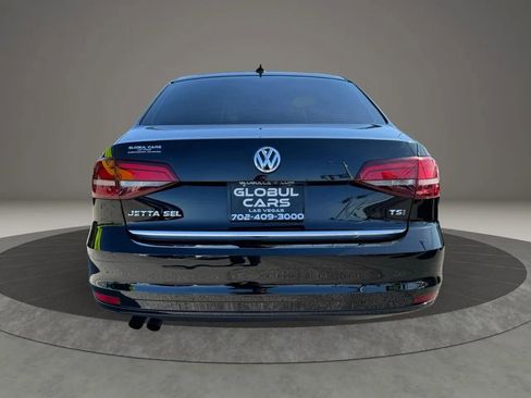 Used 2017 Volkswagen Jetta SEL image 6