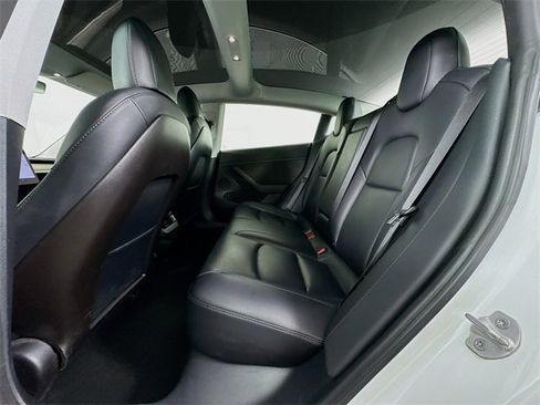 Used 2021 Tesla Model 3 Standard Range Plus image 38