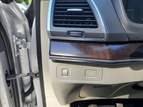 Used 2019 Volvo XC90 T5 Momentum w/ Advanced Package image 23