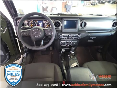 Used 2023 Jeep Gladiator Sport AWD/4WD image 13