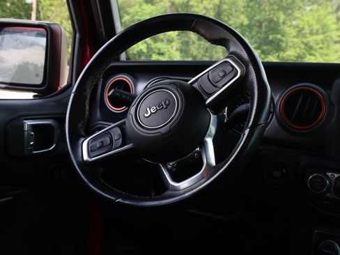 Used 2021 Jeep Gladiator Mojave w/ LED Lighting Group AWD/4WD image 7