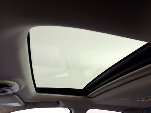 Used 2024 Subaru Legacy Limited image 17