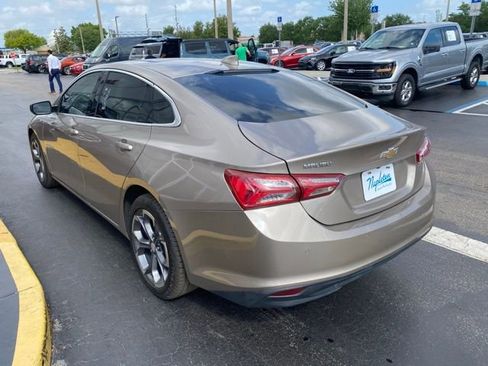 Used 2022 Chevrolet Malibu LT w/ Leather Package image 7