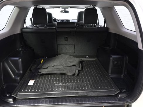 Used 2019 Toyota 4Runner SR5 Premium image 19