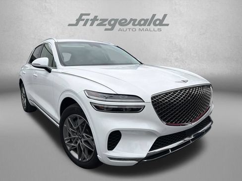 Used 2025 Genesis GV70 2.5T AWD/4WD image 2