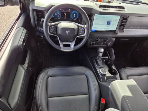 Used 2025 Ford Bronco Badlands w/ Sasquatch Package AWD/4WD image 7