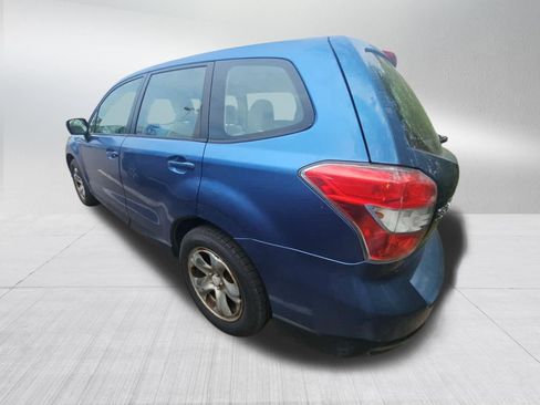 Used 2015 Subaru Forester 2.5i AWD/4WD image 6