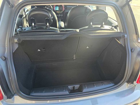 Used 2022 MINI Cooper 2-Door Hardtop image 15