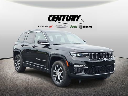 Used 2025 Jeep Grand Cherokee Limited AWD/4WD image 1