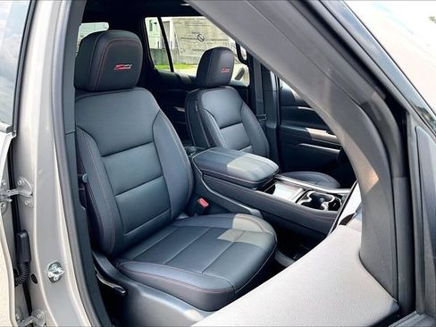 New 2026 Chevrolet Traverse Z71 w/ Driver Confidence Package AWD/4WD image 31