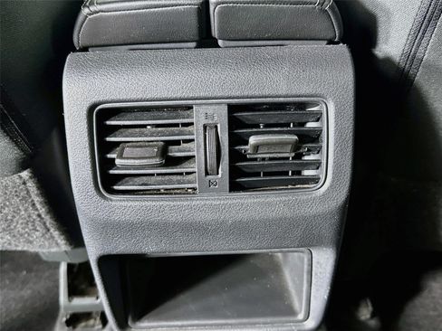 Certified 2021 Nissan Rogue S FWD image 24
