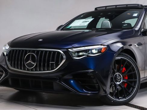 New 2026 Mercedes-Benz E 53 AMG e 4MATIC Sedan image 2