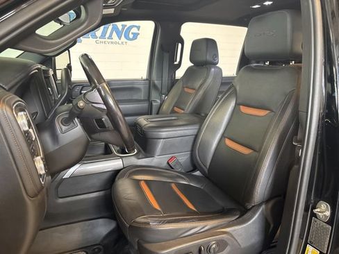 Used 2021 GMC Sierra 3500 AT4 w/ AT4 Premium Plus Package AWD/4WD image 7