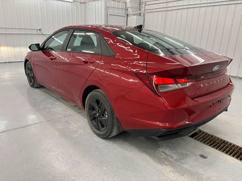 Used 2023 Hyundai Elantra SEL FWD image 4