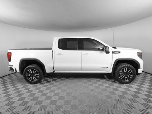 Used 2023 GMC Sierra 1500 AT4 w/ AT4 Premium Package image 4