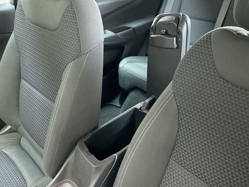 Used 2022 Chevrolet Bolt EUV LT image 27