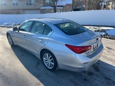 Used 2015 INFINITI Q50 Premium w/ Navigation Package image 4