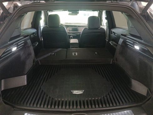 Used 2021 Cadillac XT4 Sport w/ Cold Weather Package AWD/4WD image 10