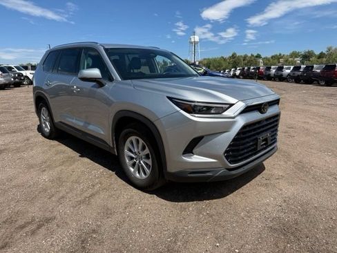 Used 2026 Toyota Grand Highlander AWD image 7