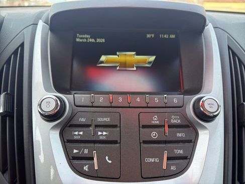 Used 2016 Chevrolet Equinox LS image 22