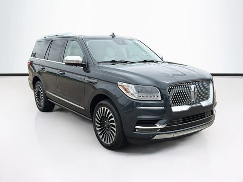 Used 2021 Lincoln Navigator Black Label AWD/4WD image 3