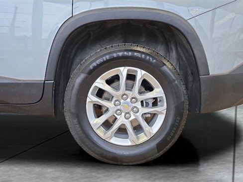 Used 2023 Chevrolet Traverse LS w/ Safety Package image 26