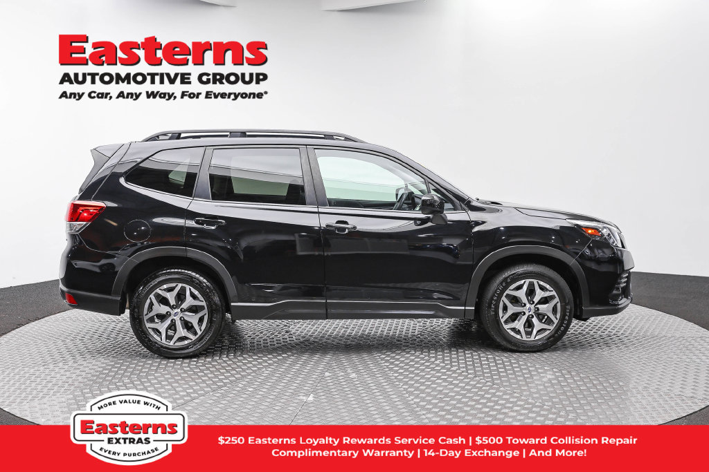 Used 2024 Subaru Forester Premium AWD/4WD image 5