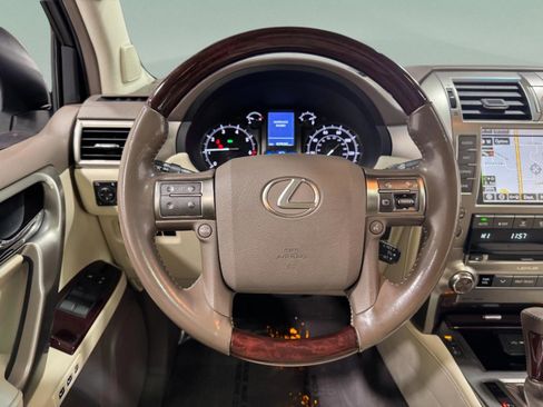 Used 2018 Lexus GX 460 image 15